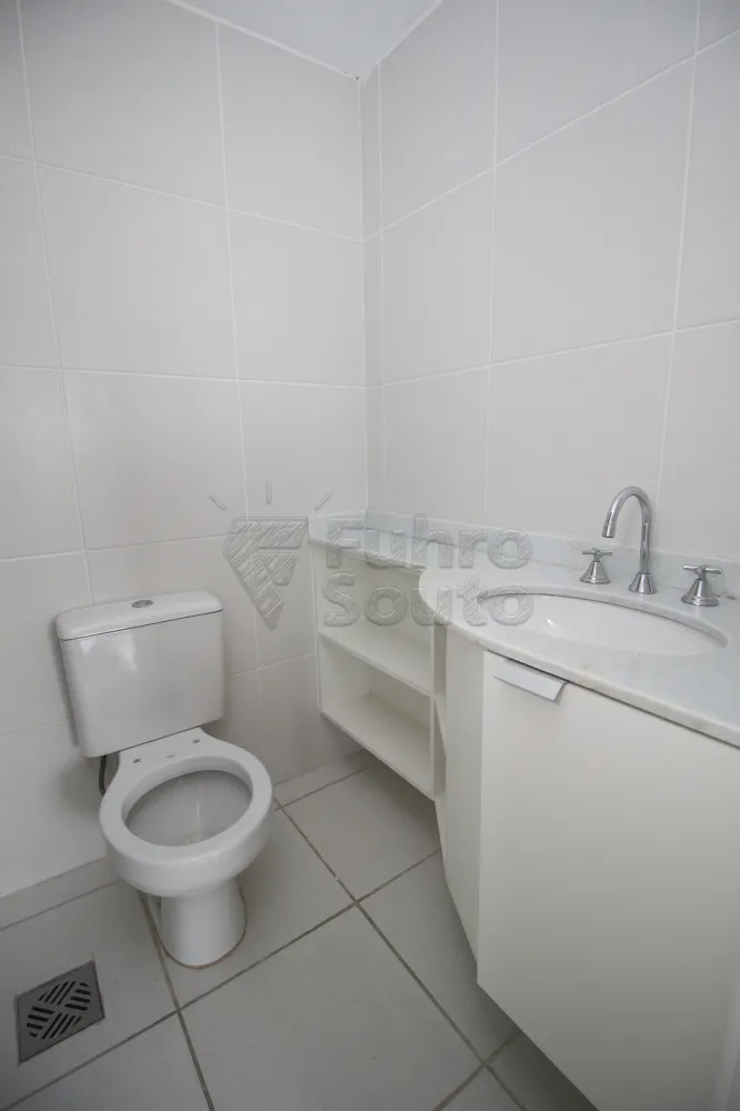 BANHEIRO Alugar Apartamento / Padrão em Pelotas R$ 2.400,00 - Foto 25