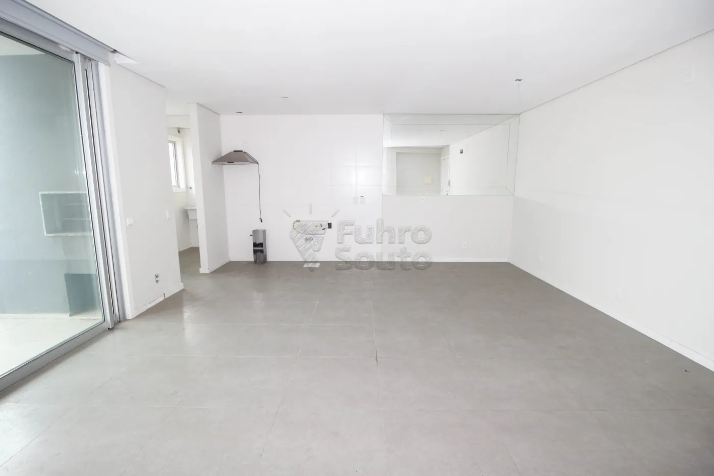 Alugar Apartamento / Padrão em Pelotas R$ 2.900,00 - Foto 21