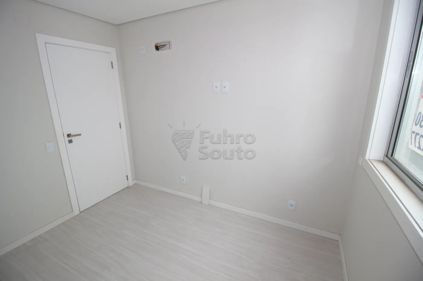 Alugar Apartamento / Padrão em Pelotas R$ 2.900,00 - Foto 28