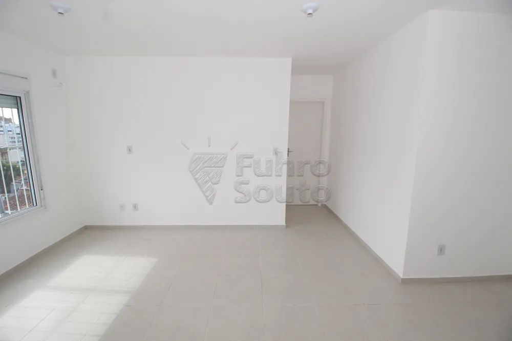 SALA Alugar Apartamento / Padrão em Pelotas R$ 800,00 - Foto 3