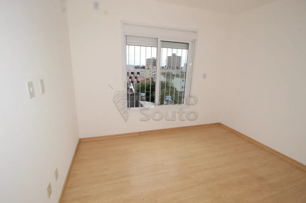 DORMITORIO Alugar Apartamento / Padrão em Pelotas R$ 800,00 - Foto 6