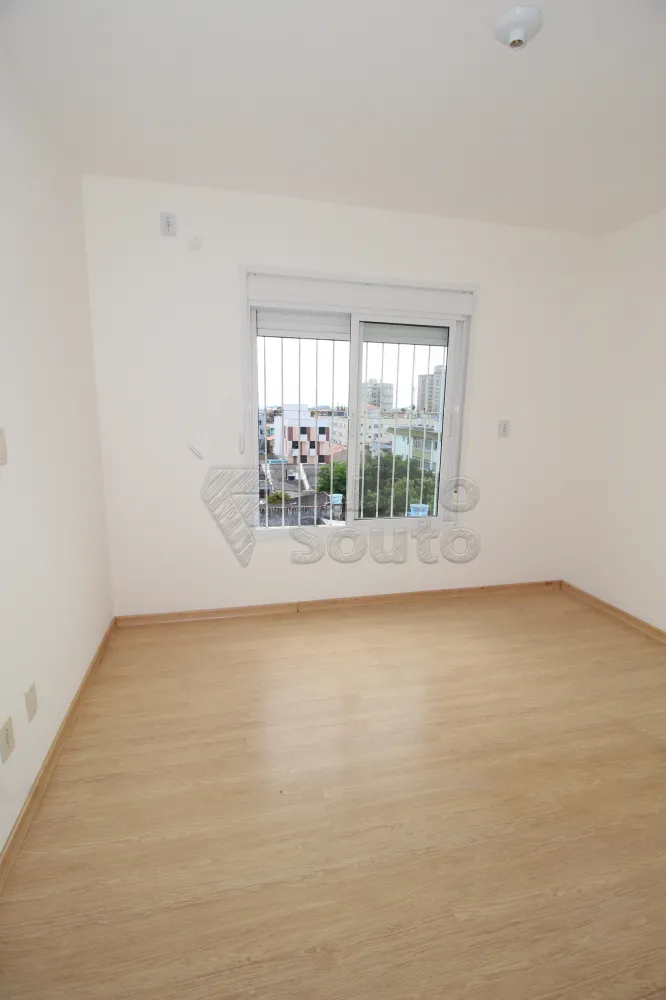 DORMITORIO Alugar Apartamento / Padrão em Pelotas R$ 800,00 - Foto 7