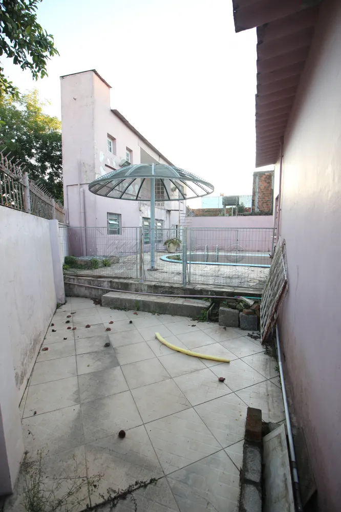 AREA EXTERNA Alugar Casa / Padrão em Pelotas R$ 3.900,00 - Foto 1