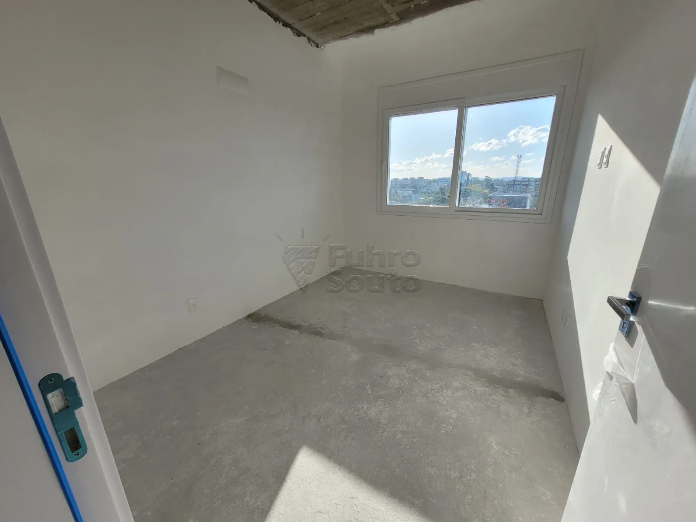 Alugar Apartamento / Padrão em Pelotas R$ 6.000,00 - Foto 15