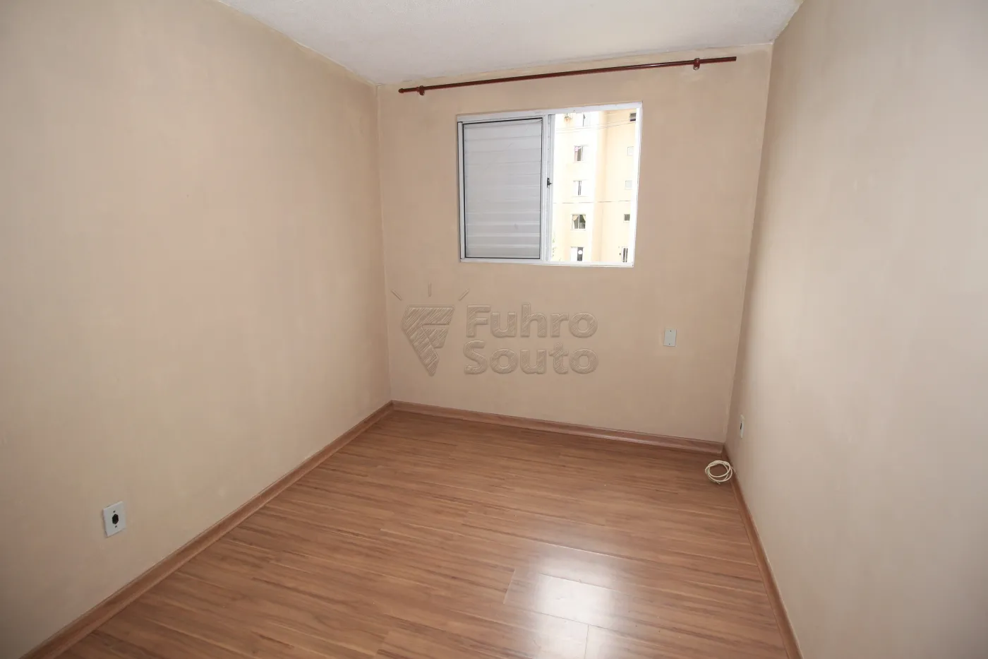 DORMITORIO Alugar Apartamento / Padrão em Pelotas R$ 750,00 - Foto 8