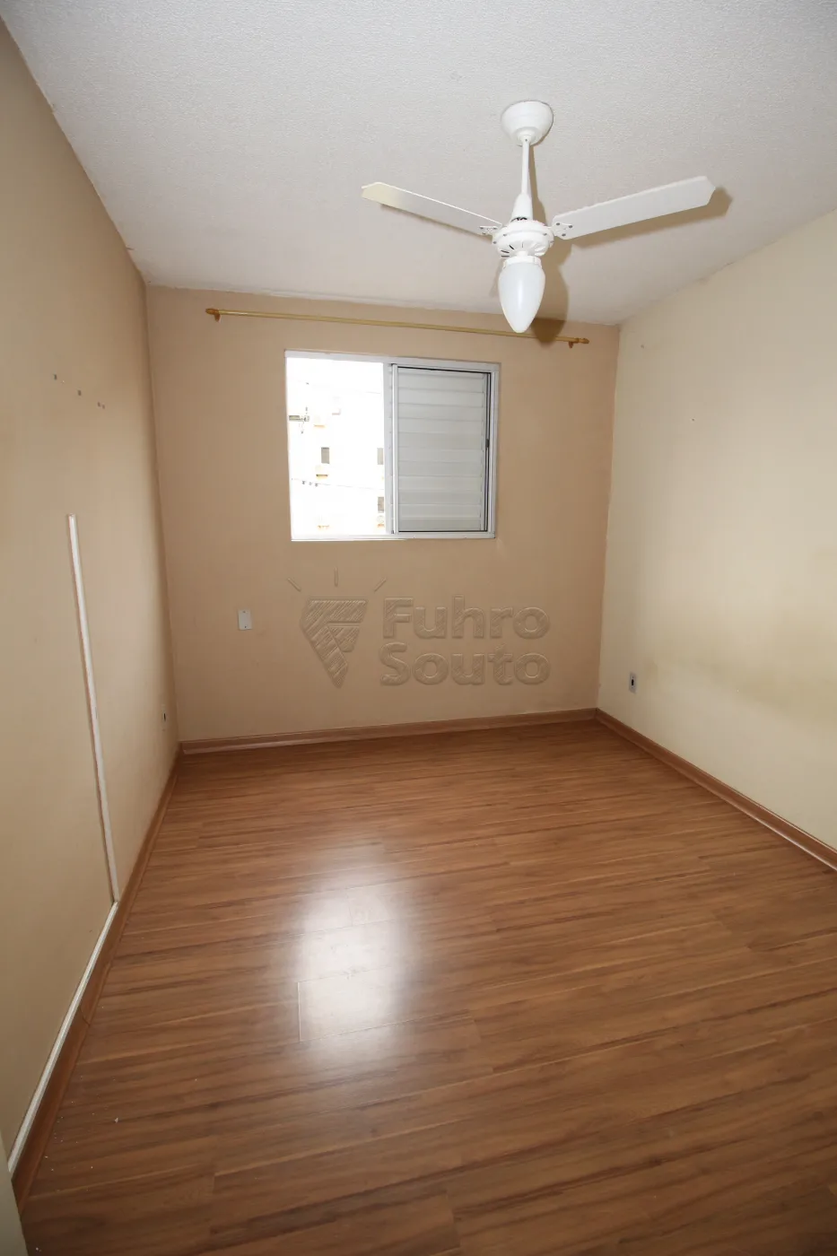 DORMITORIO 2 Alugar Apartamento / Padrão em Pelotas R$ 750,00 - Foto 14