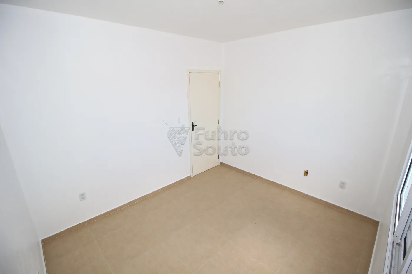 Alugar Apartamento / Padrão em Pelotas R$ 600,00 - Foto 9