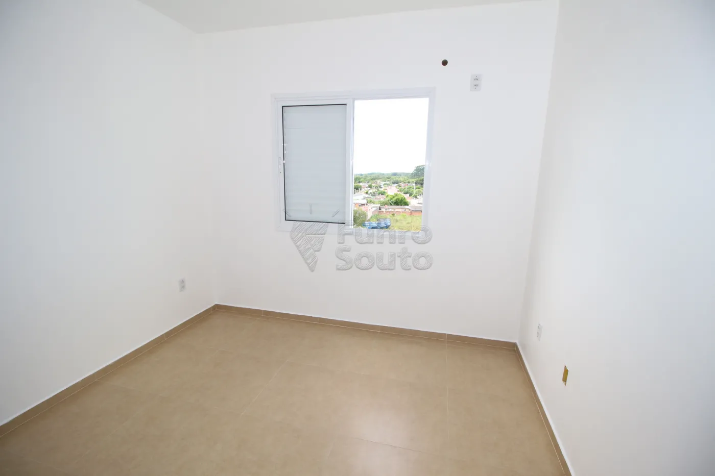 Alugar Apartamento / Padrão em Pelotas R$ 600,00 - Foto 10