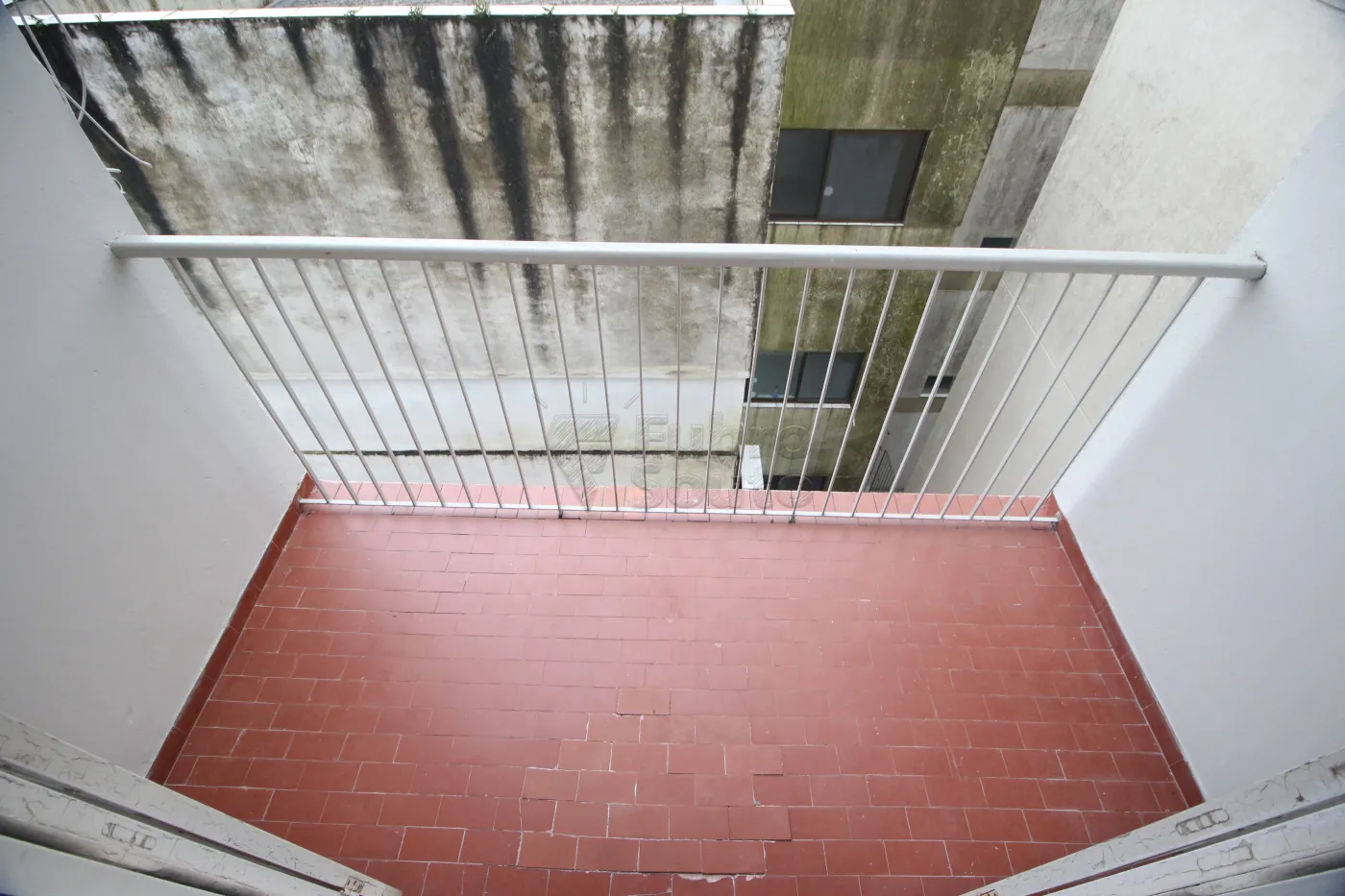 Alugar Apartamento / Padrão em Pelotas R$ 1.200,00 - Foto 5