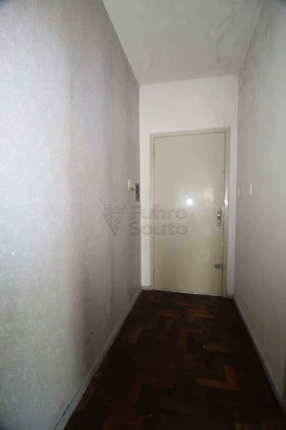 Alugar Apartamento / Padrão em Pelotas R$ 1.200,00 - Foto 31