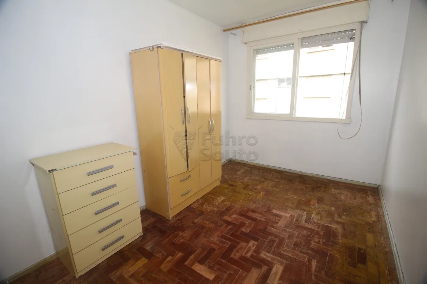 Alugar Apartamento / Padrão em Pelotas R$ 1.000,00 - Foto 11