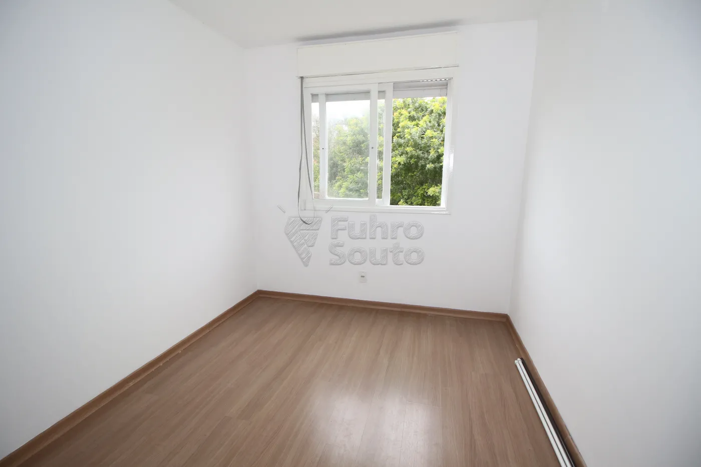 Alugar Apartamento / Padrão em Pelotas R$ 900,00 - Foto 6