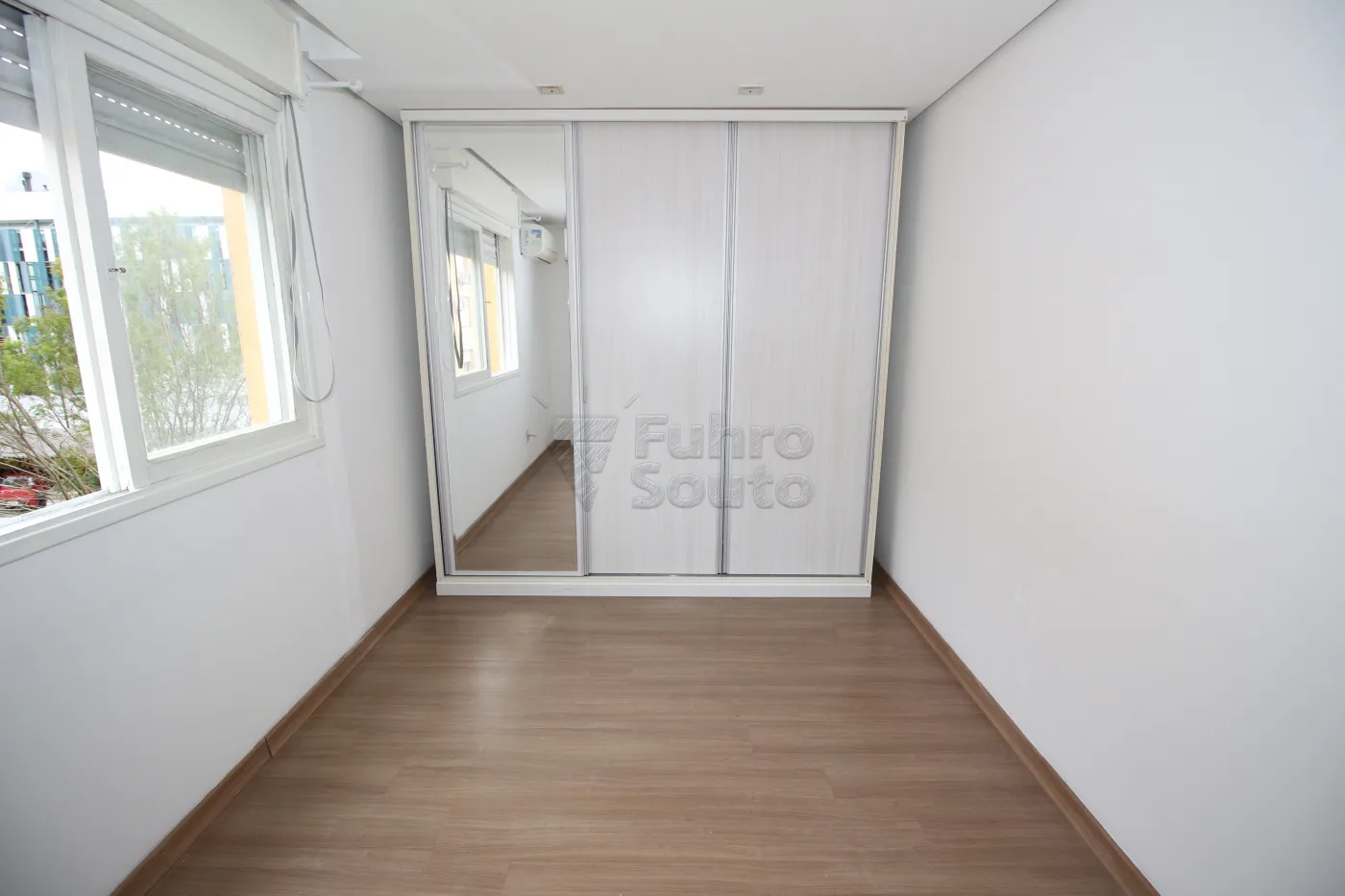 Alugar Apartamento / Padrão em Pelotas R$ 900,00 - Foto 13