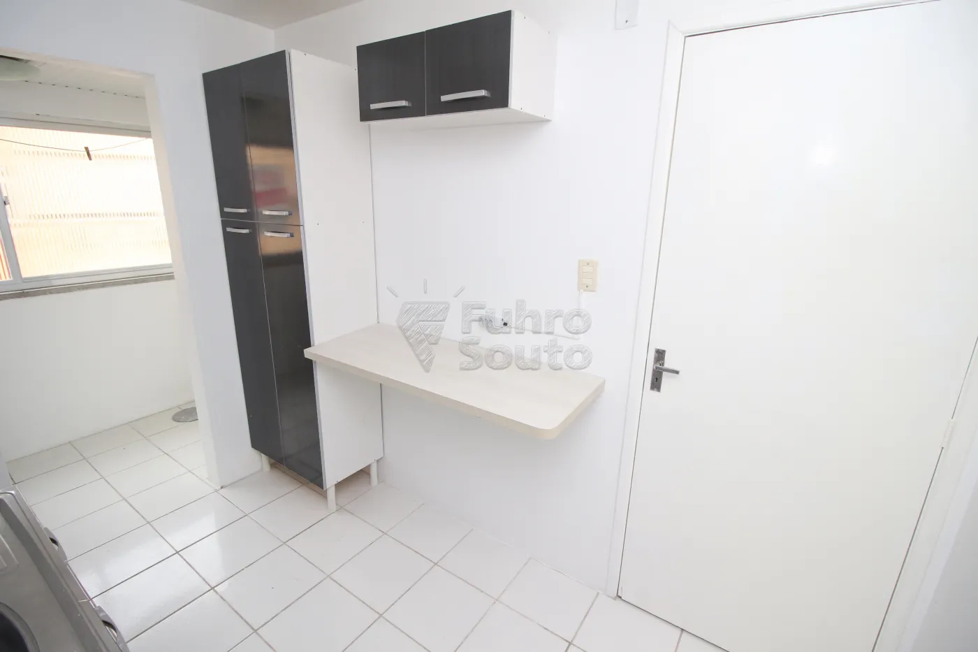 Alugar Apartamento / Padrão em Pelotas R$ 900,00 - Foto 18