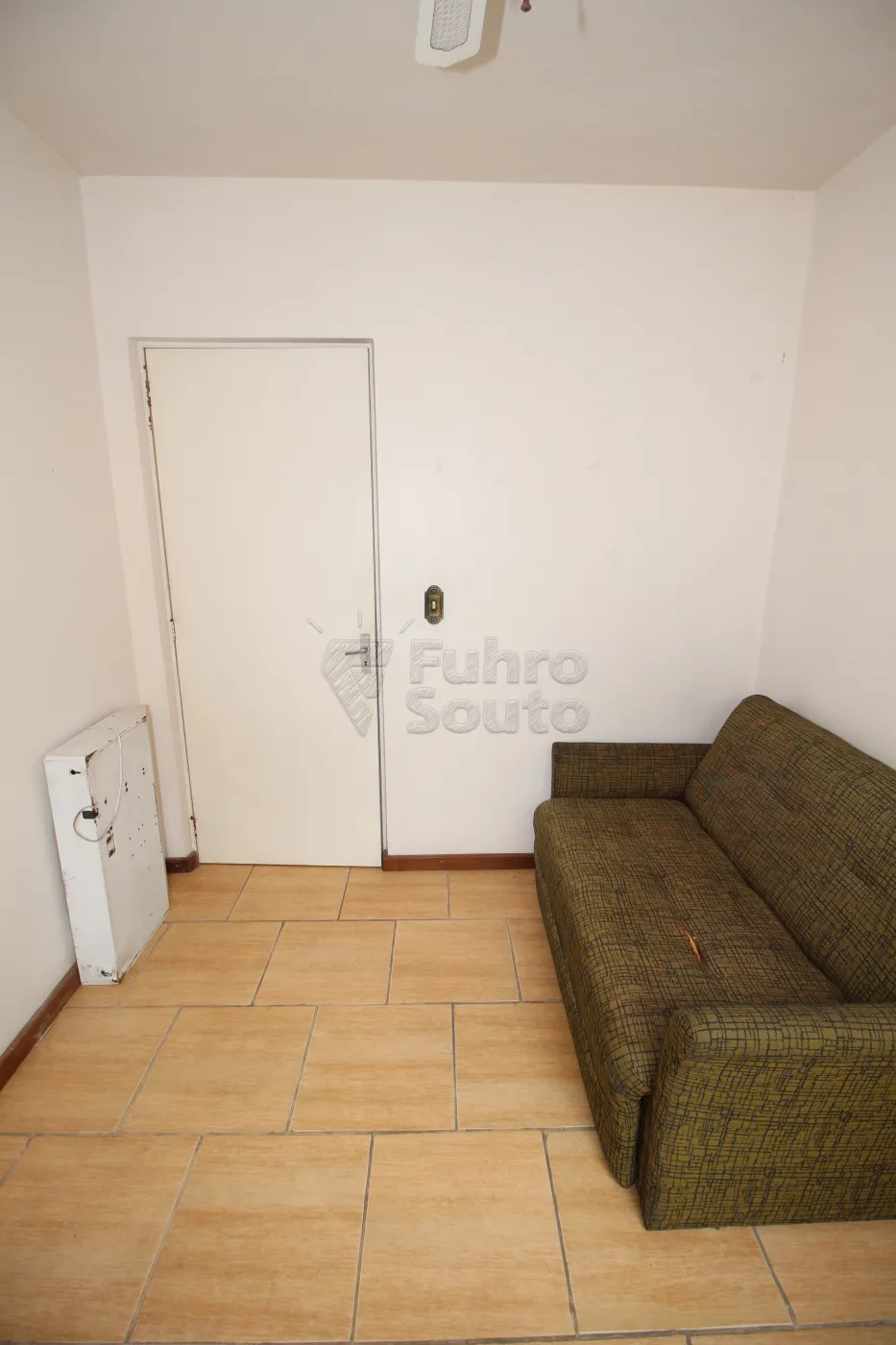 Alugar Apartamento / Padrão em Pelotas R$ 1.000,00 - Foto 11