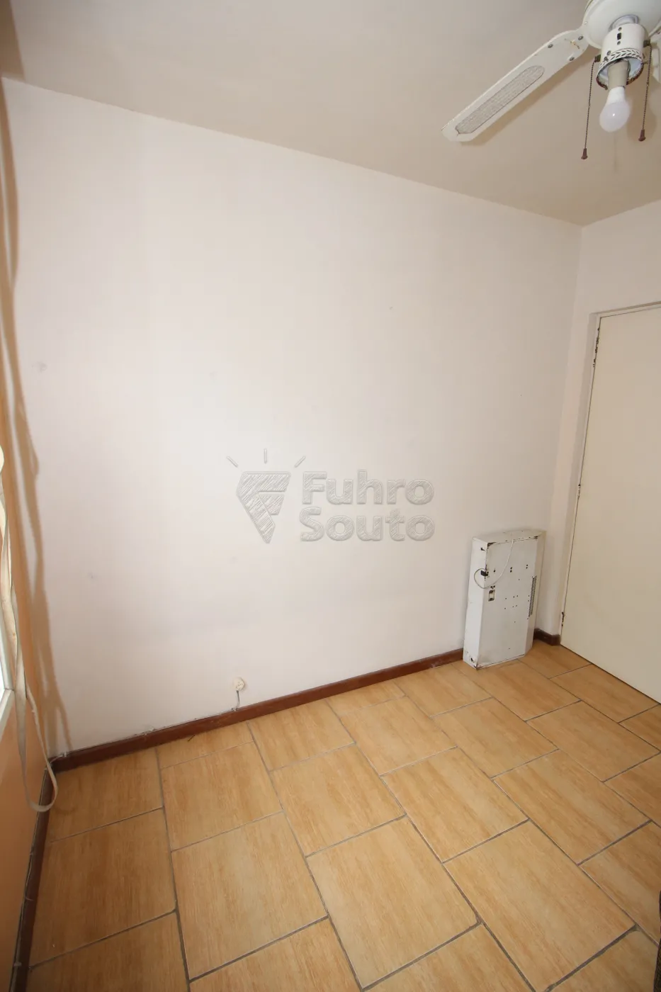 Alugar Apartamento / Padrão em Pelotas R$ 1.000,00 - Foto 12