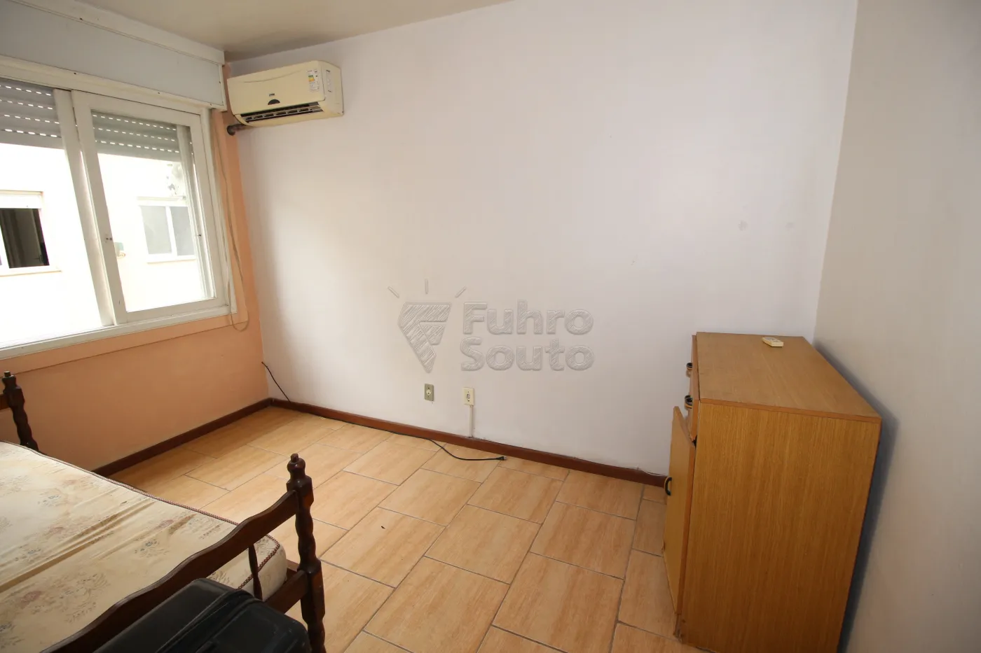 Alugar Apartamento / Padrão em Pelotas R$ 1.000,00 - Foto 15