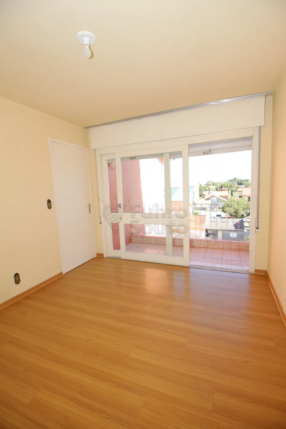 Alugar Apartamento / Padrão em Pelotas R$ 800,00 - Foto 13