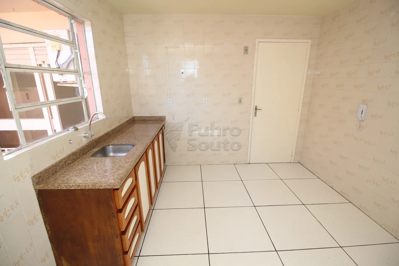 Alugar Apartamento / Padrão em Pelotas R$ 800,00 - Foto 24