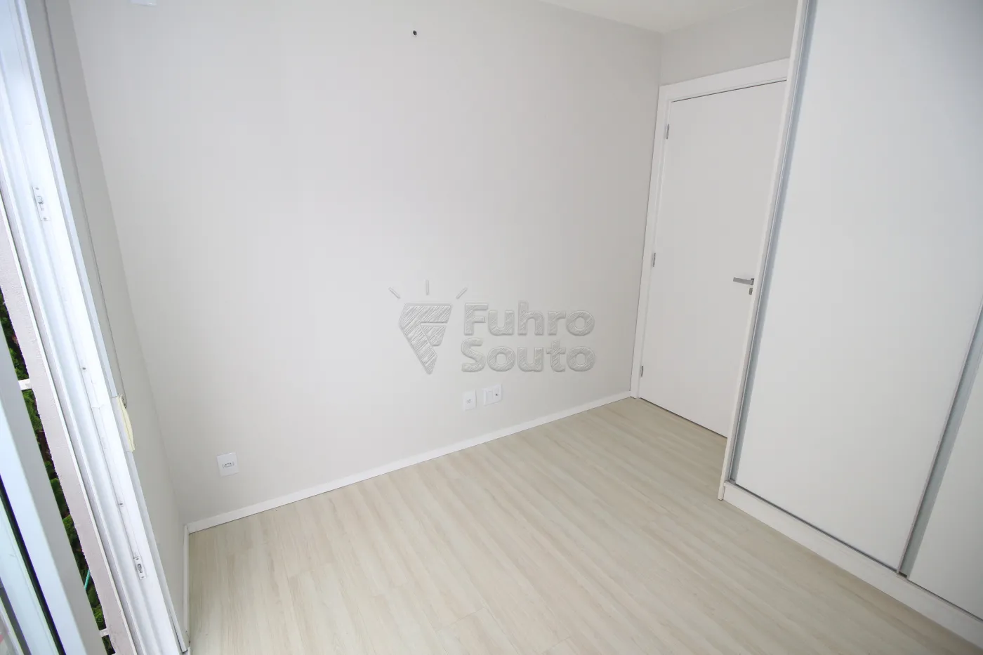 DORMITORIO Alugar Apartamento / Padrão em Pelotas R$ 1.650,00 - Foto 9