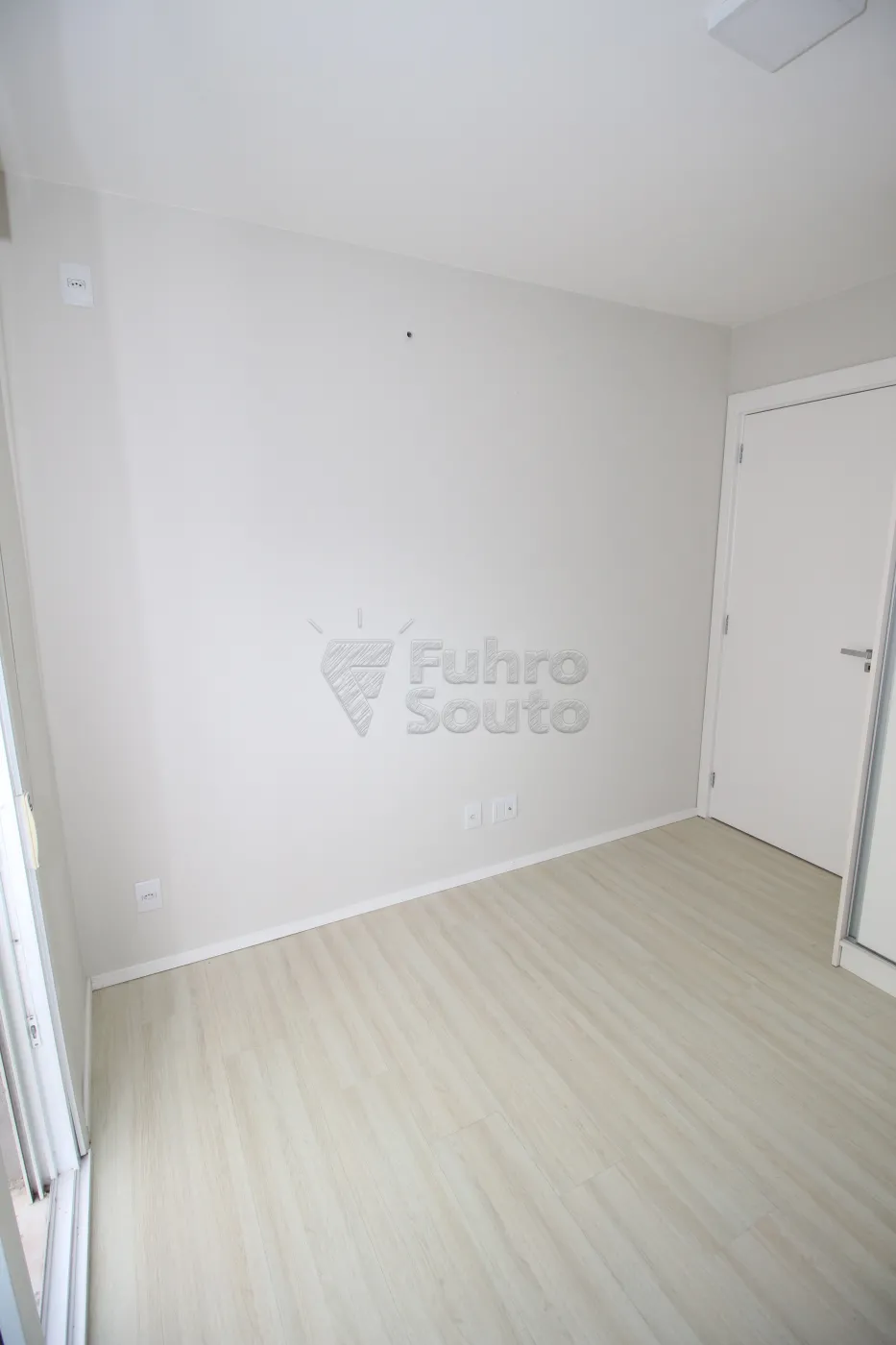 DORMITORIO Alugar Apartamento / Padrão em Pelotas R$ 1.650,00 - Foto 10