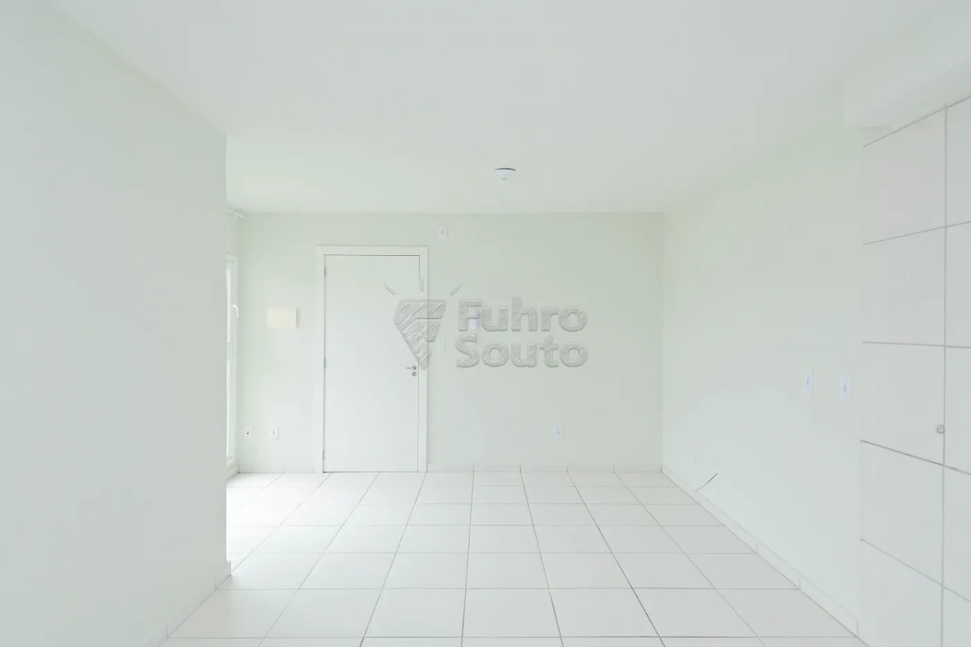 Alugar Apartamento / Padrão em Pelotas R$ 500,00 - Foto 3