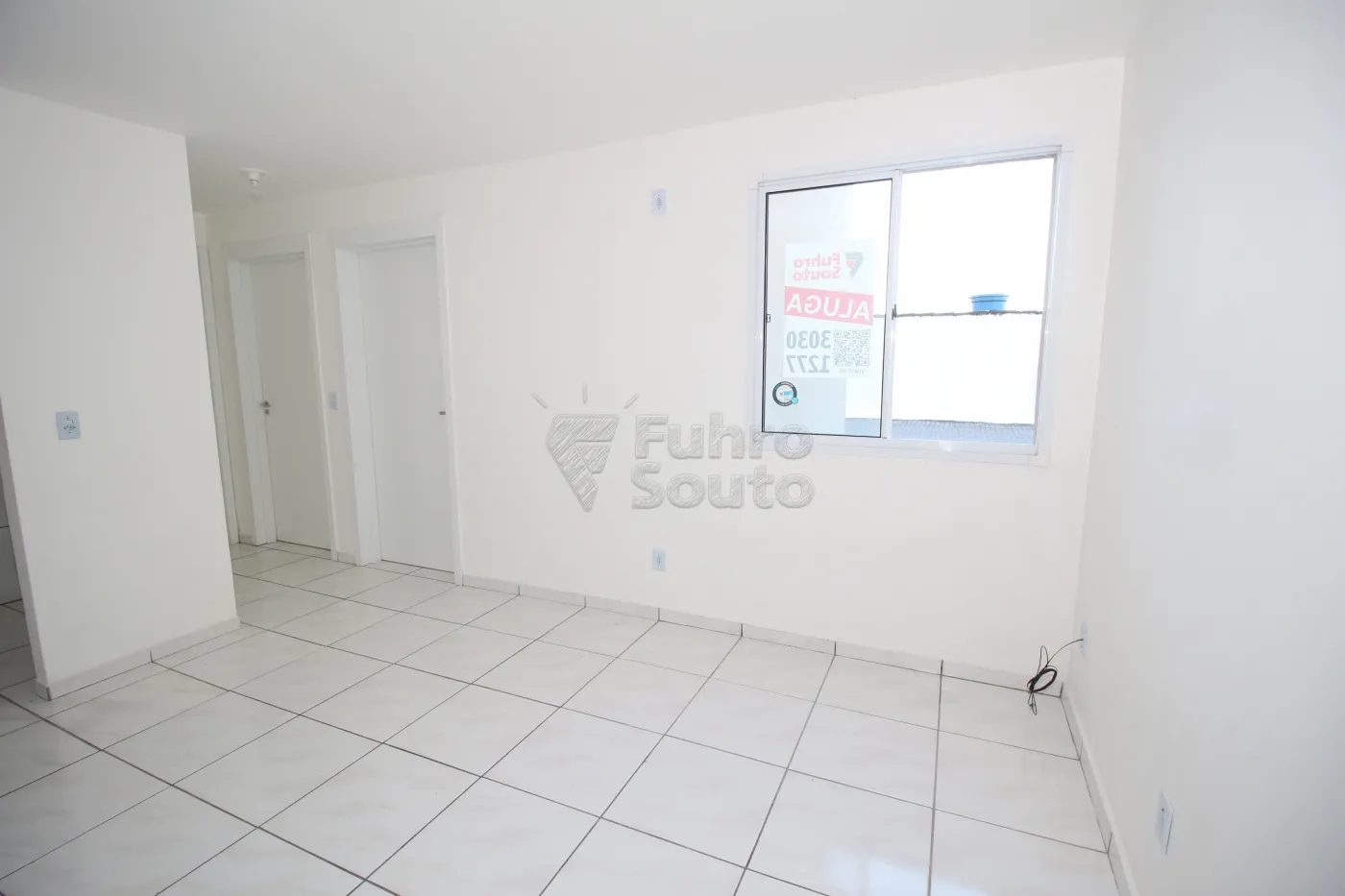 Alugar Apartamento / Padrão em Pelotas R$ 800,00 - Foto 2