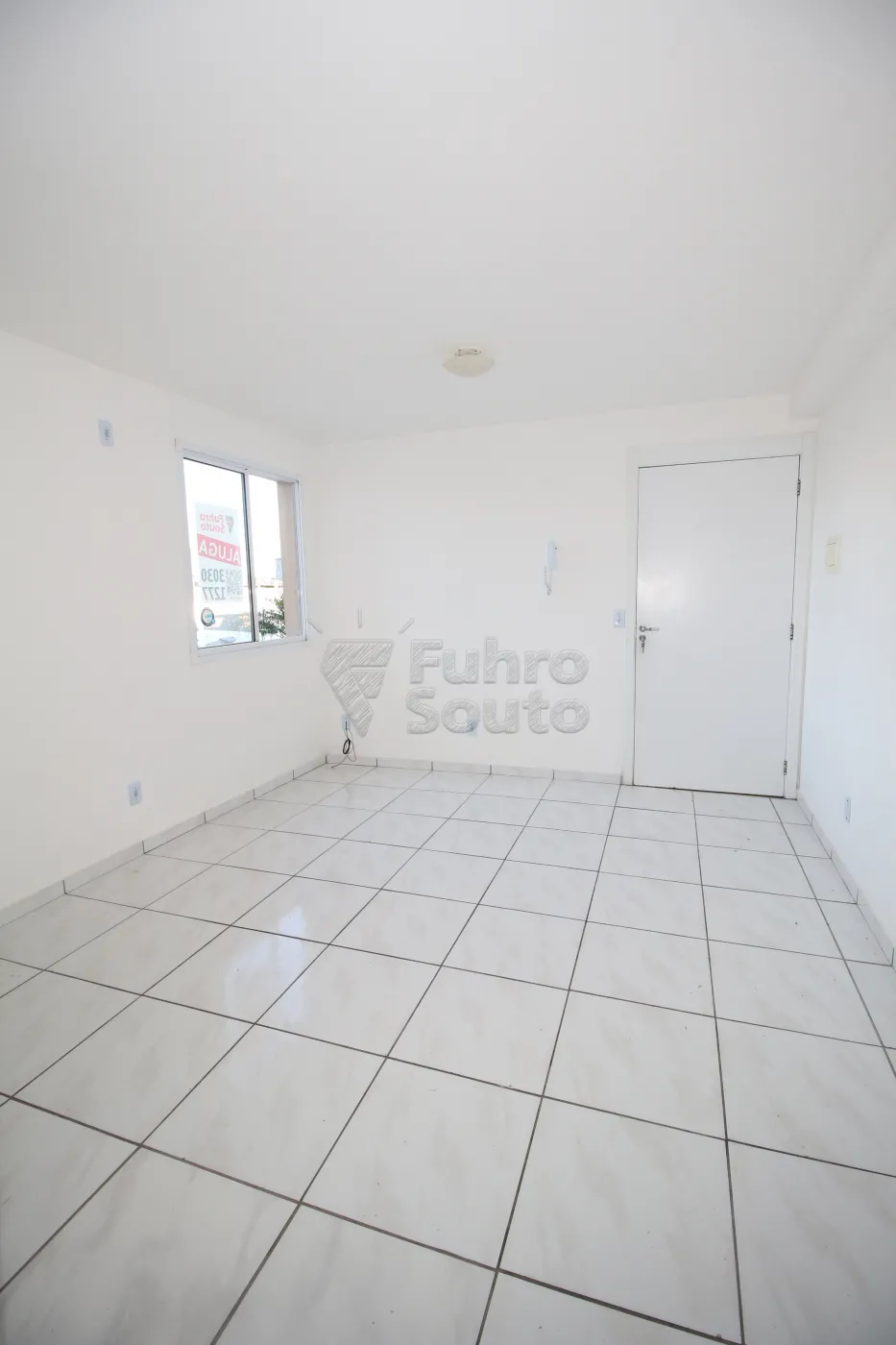 Alugar Apartamento / Padrão em Pelotas R$ 800,00 - Foto 4