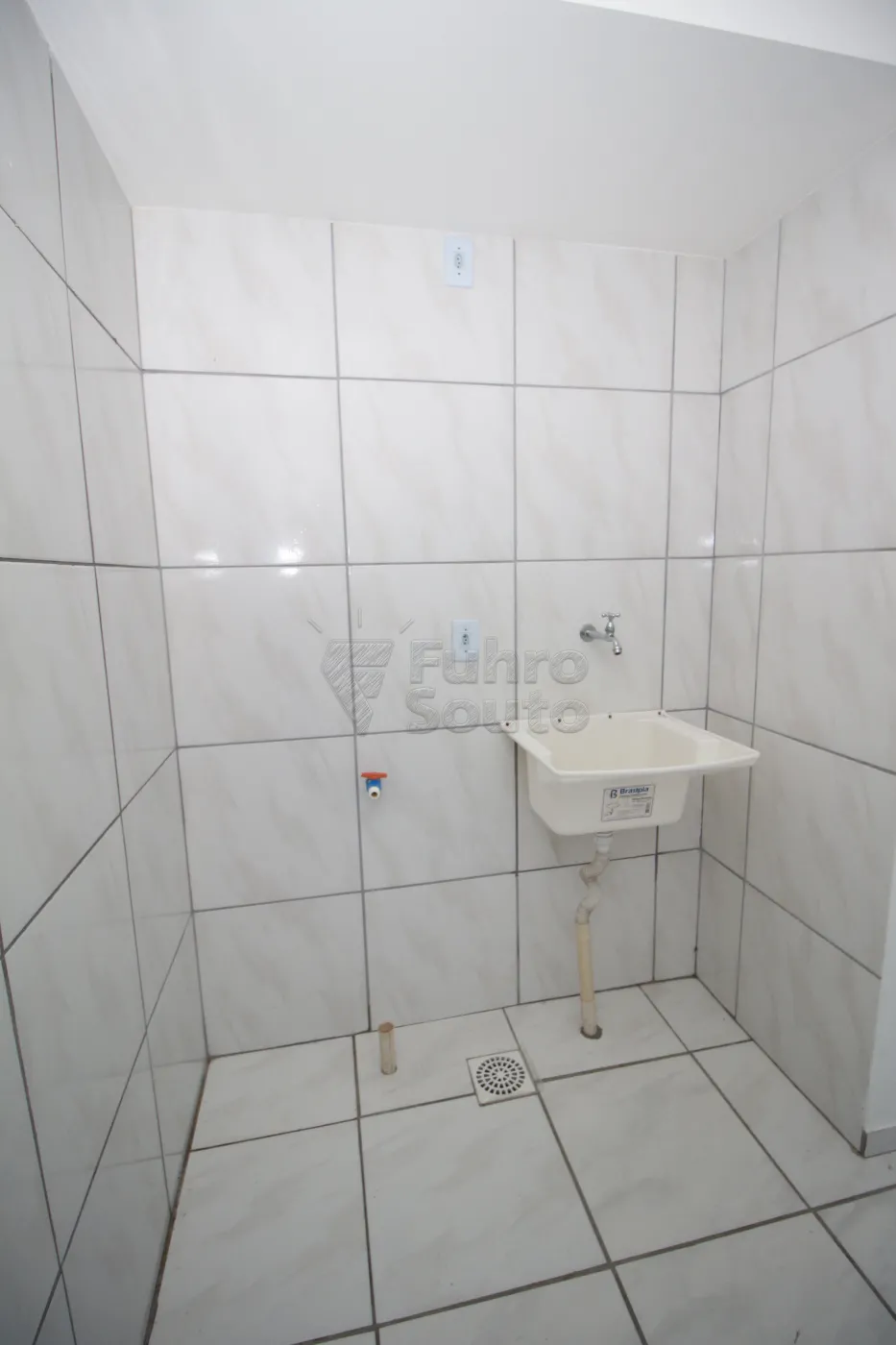 Alugar Apartamento / Padrão em Pelotas R$ 800,00 - Foto 7