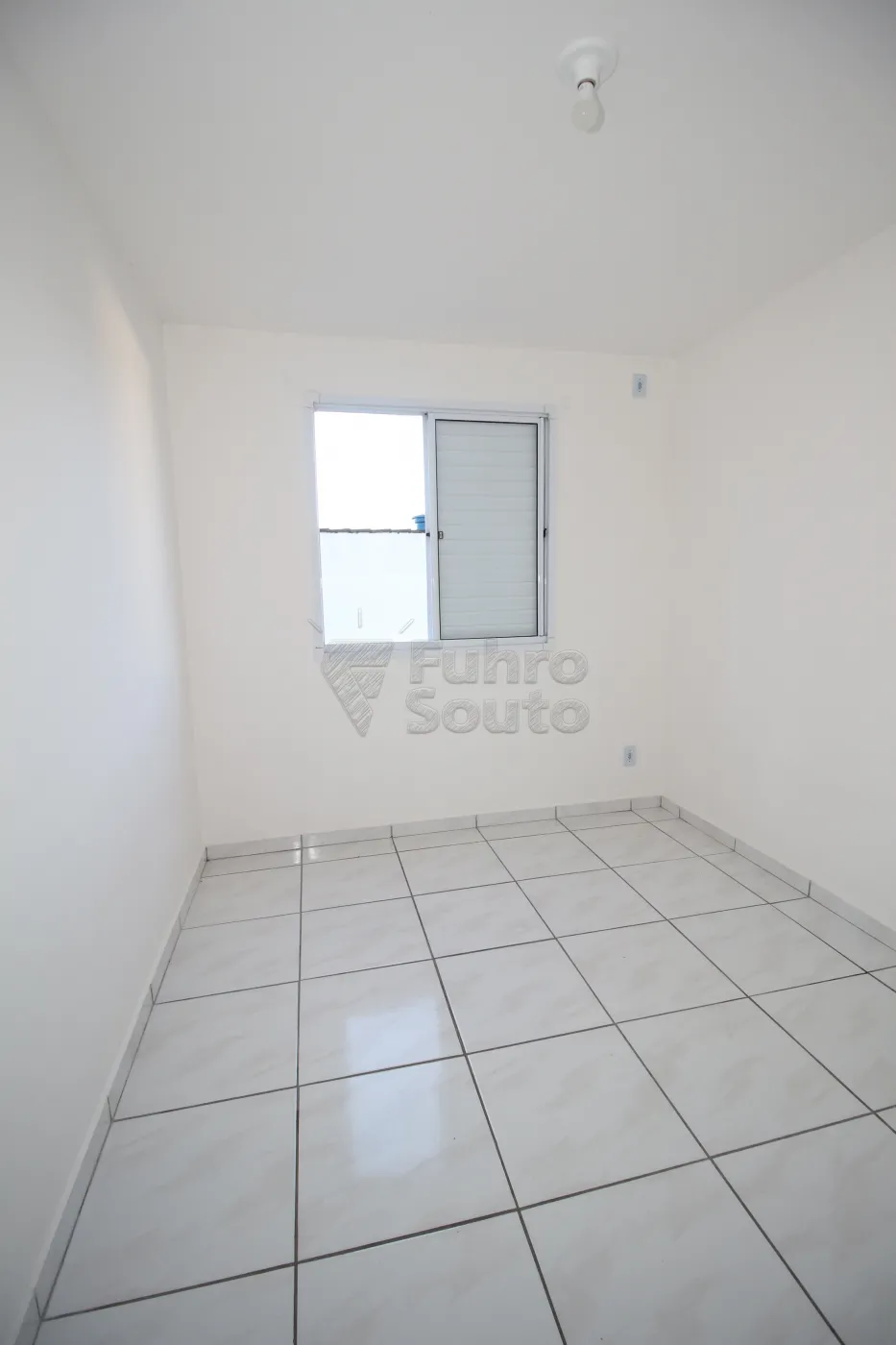 Alugar Apartamento / Padrão em Pelotas R$ 800,00 - Foto 9