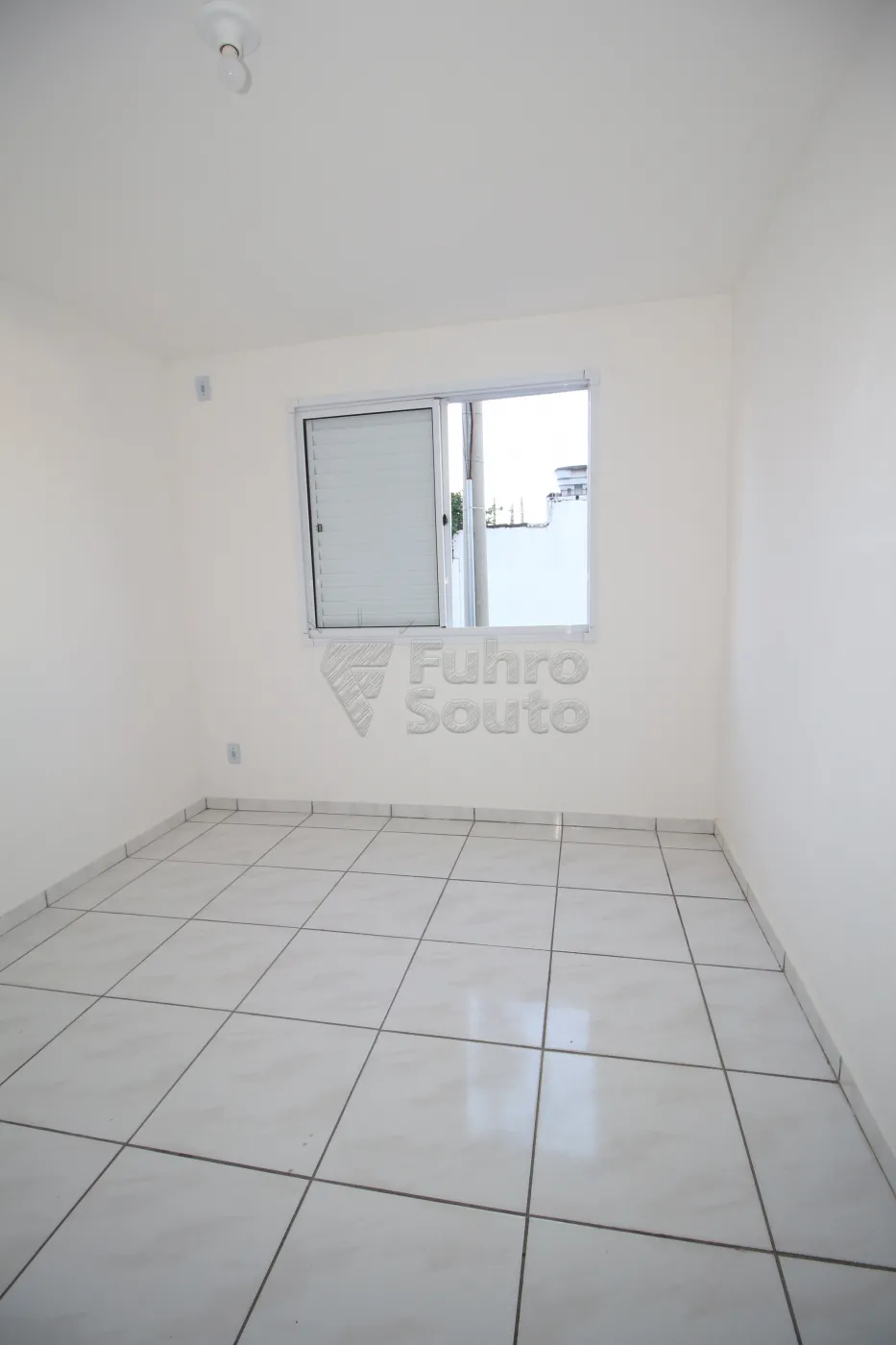 Alugar Apartamento / Padrão em Pelotas R$ 800,00 - Foto 14