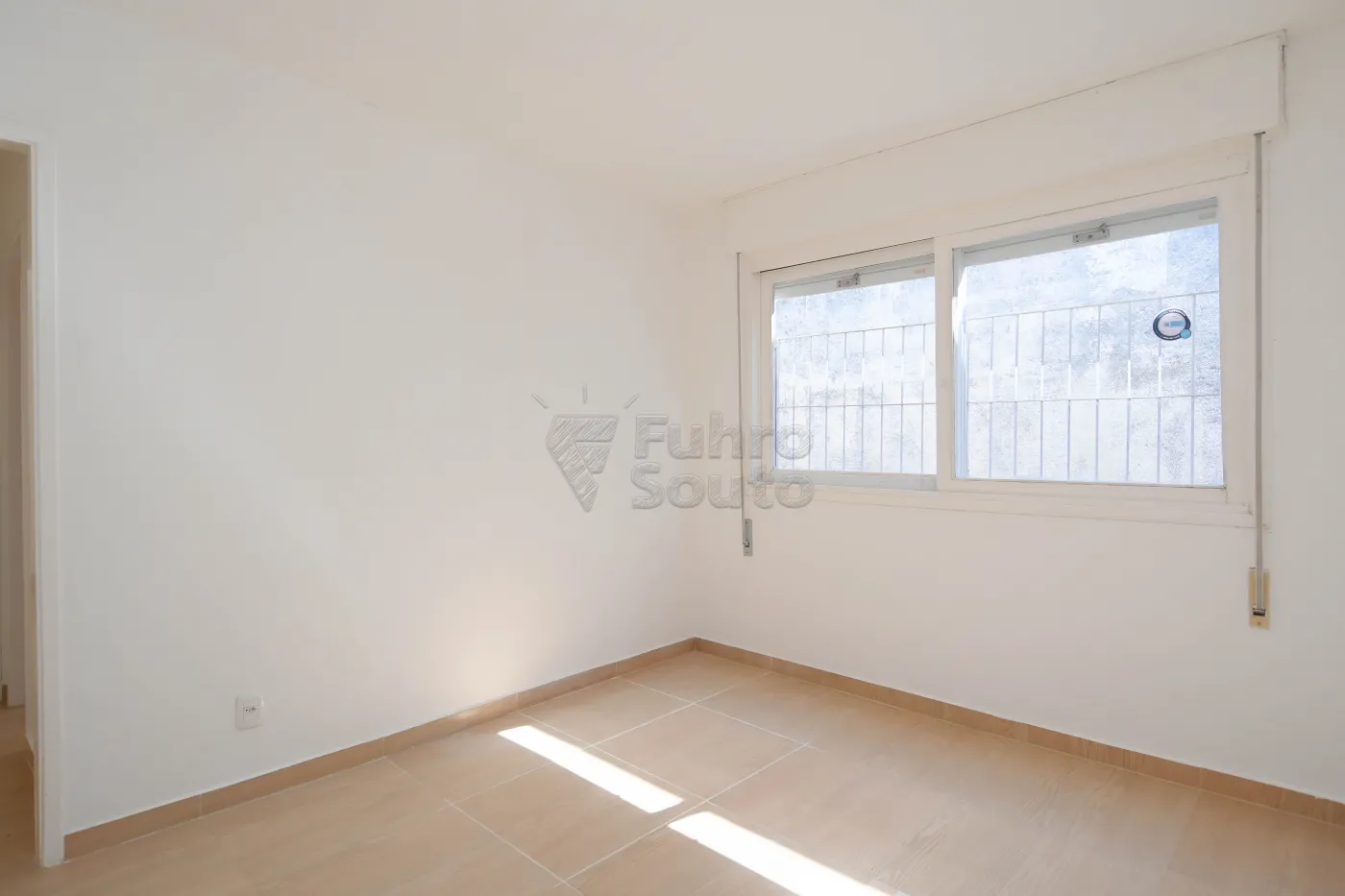 Alugar Apartamento / Padrão em Pelotas R$ 850,00 - Foto 6