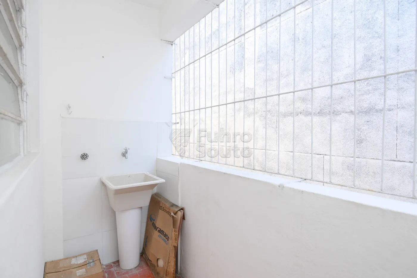 Alugar Apartamento / Padrão em Pelotas R$ 850,00 - Foto 10