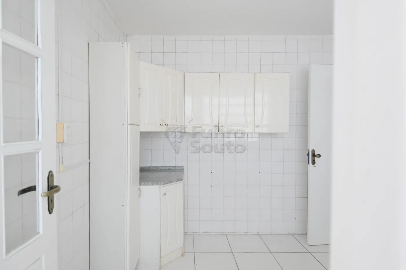 Alugar Apartamento / Padrão em Pelotas R$ 850,00 - Foto 11