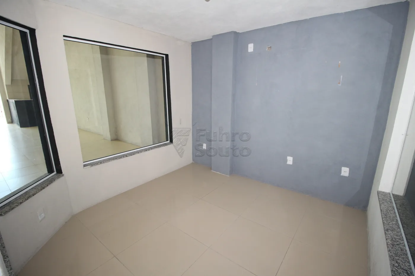 Alugar Comercial / Prédio em Pelotas R$ 5.500,00 - Foto 4