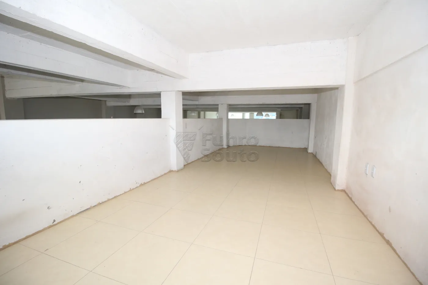Alugar Comercial / Prédio em Pelotas R$ 5.500,00 - Foto 12