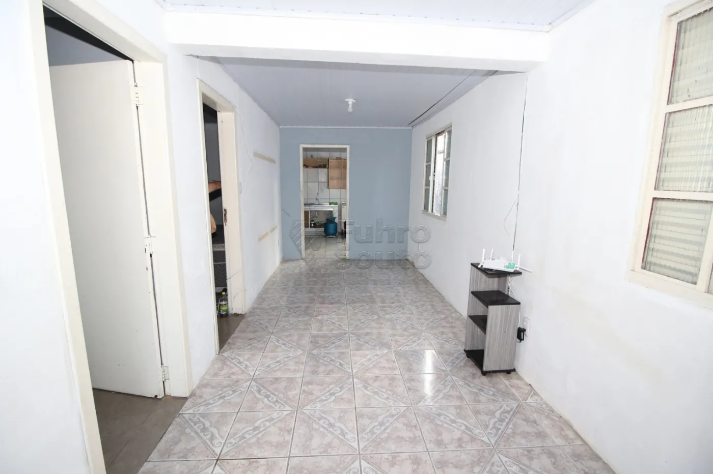 Alugar Casa / Padrão em Pelotas R$ 1.700,00 - Foto 3
