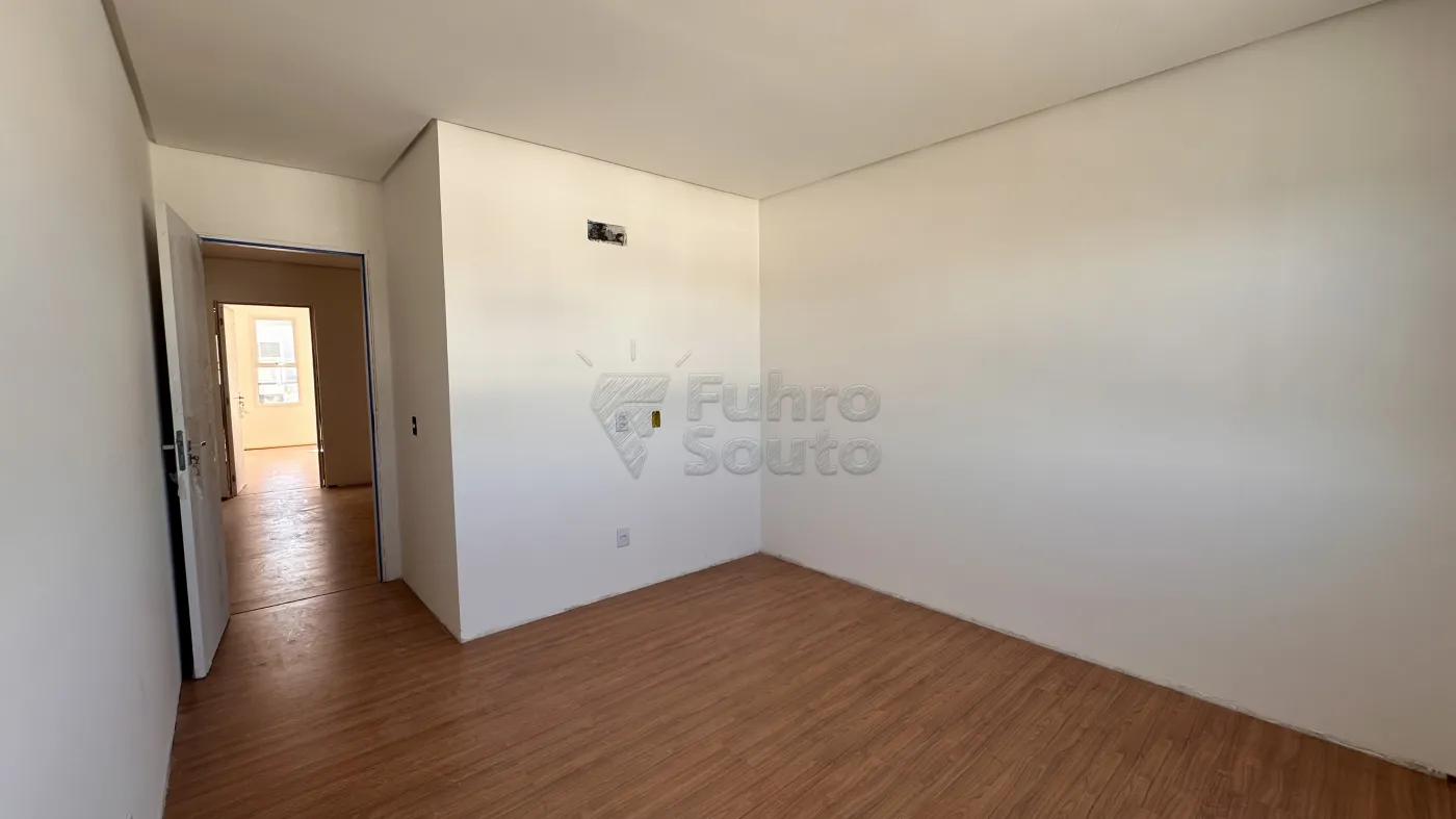 Comprar Casa / Padrão em Pelotas R$ 850.000,00 - Foto 9