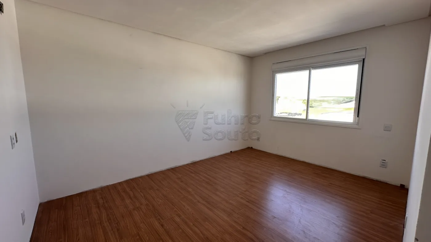 Comprar Casa / Padrão em Pelotas R$ 850.000,00 - Foto 16