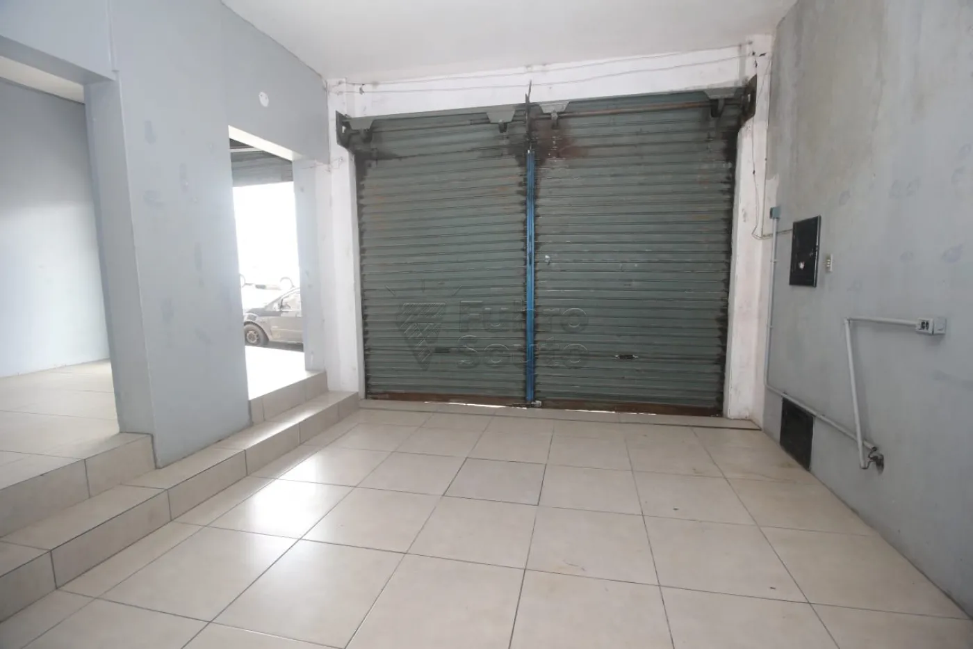 Alugar Comercial / Prédio em Pelotas R$ 1.650,00 - Foto 4