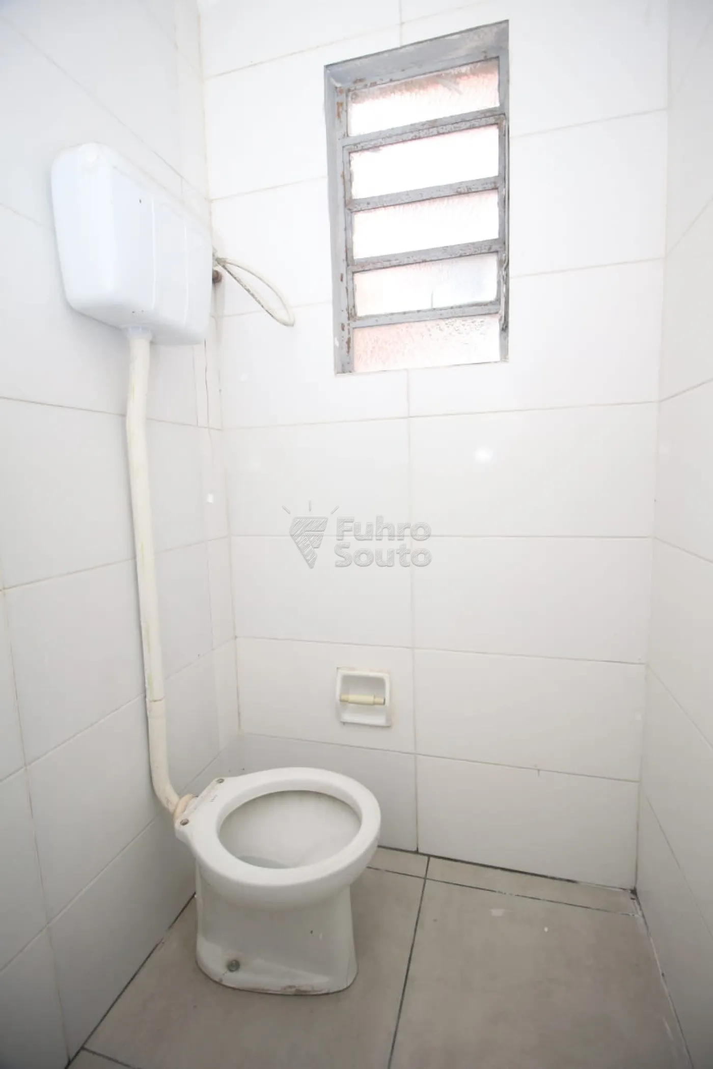 Alugar Comercial / Prédio em Pelotas R$ 1.650,00 - Foto 13