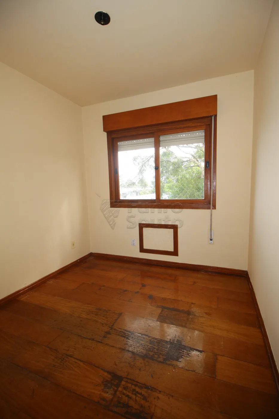 Alugar Apartamento / Padrão em Pelotas R$ 1.500,00 - Foto 9