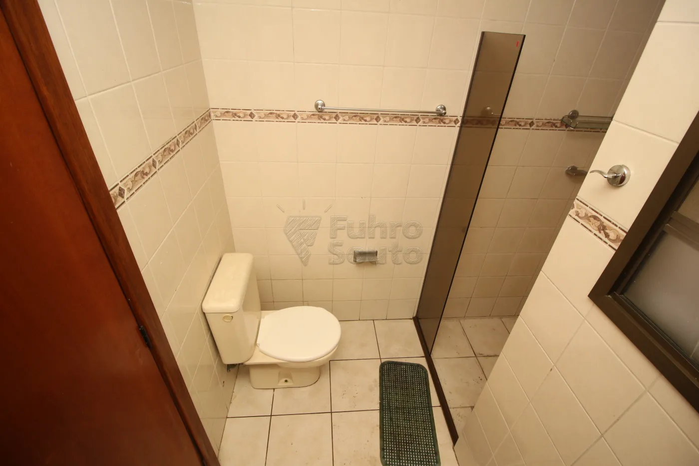 Alugar Apartamento / Padrão em Pelotas R$ 1.500,00 - Foto 22