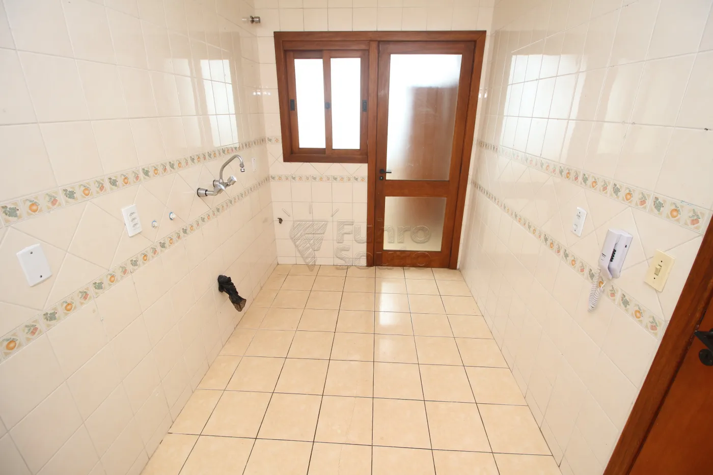 Alugar Apartamento / Padrão em Pelotas R$ 1.500,00 - Foto 25