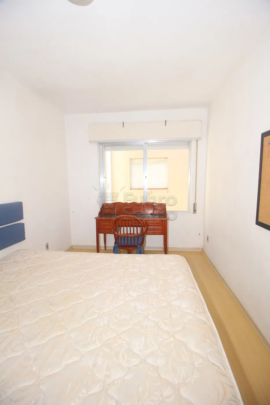 Alugar Apartamento / Padrão em Pelotas R$ 990,00 - Foto 8