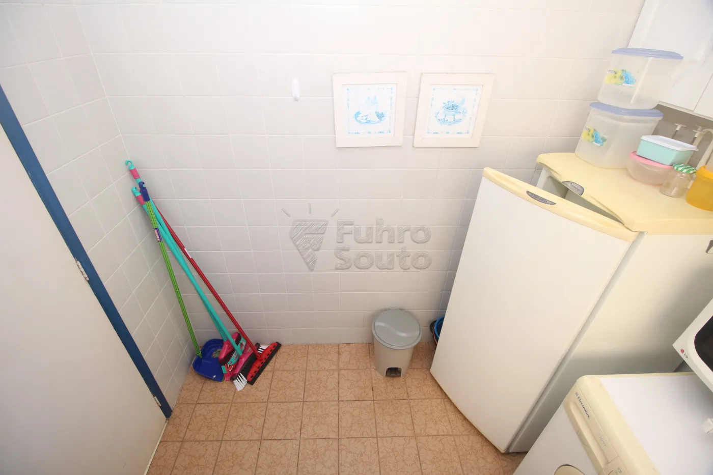 Alugar Apartamento / Padrão em Pelotas R$ 990,00 - Foto 18