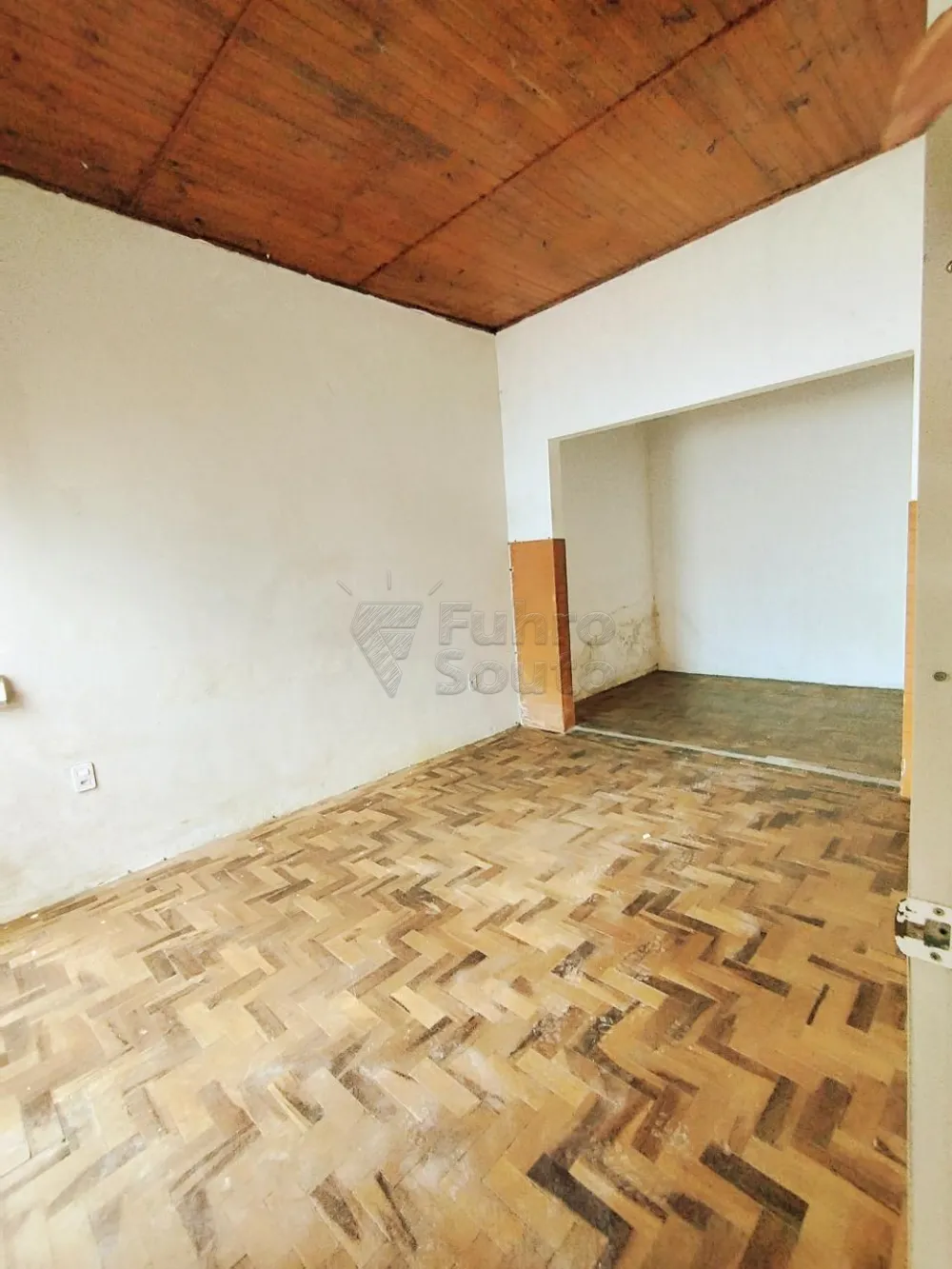 Alugar Casa / Padrão em Pelotas R$ 1.200,00 - Foto 3
