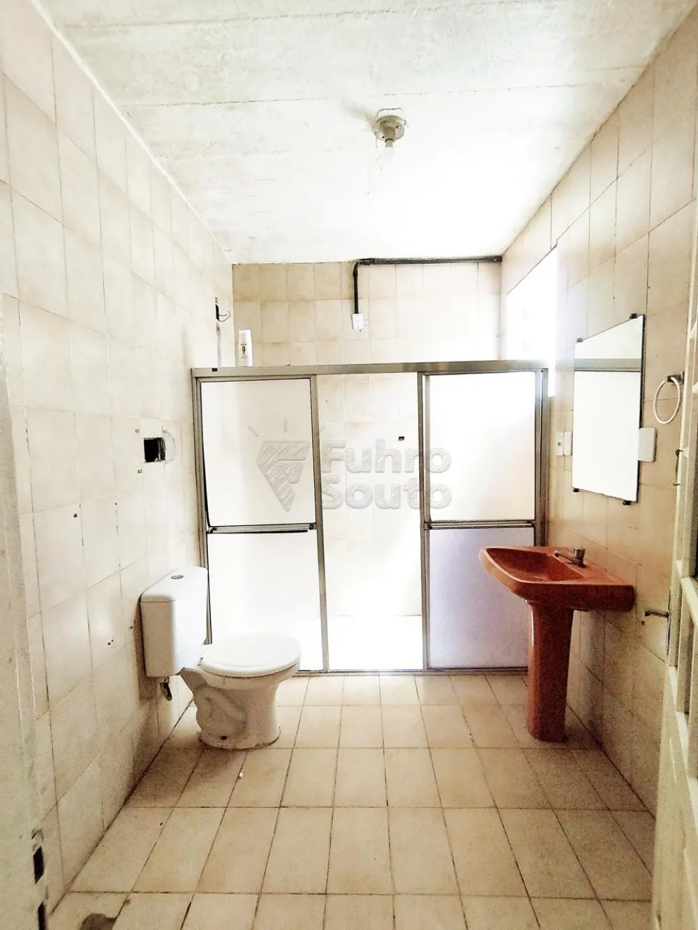 Alugar Casa / Padrão em Pelotas R$ 1.200,00 - Foto 6