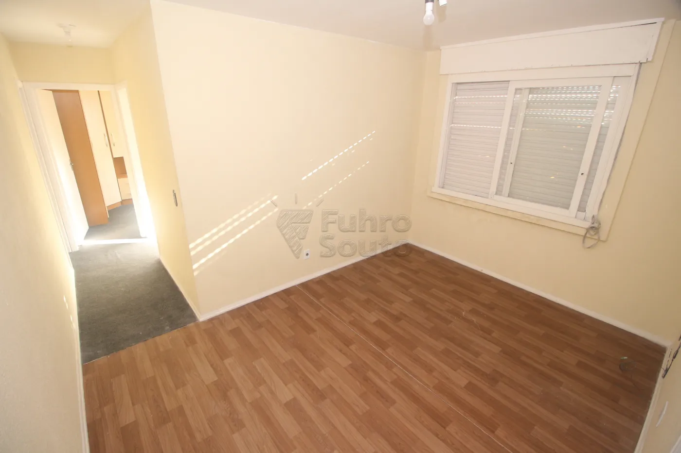 Alugar Apartamento / Padrão em Pelotas R$ 600,00 - Foto 4