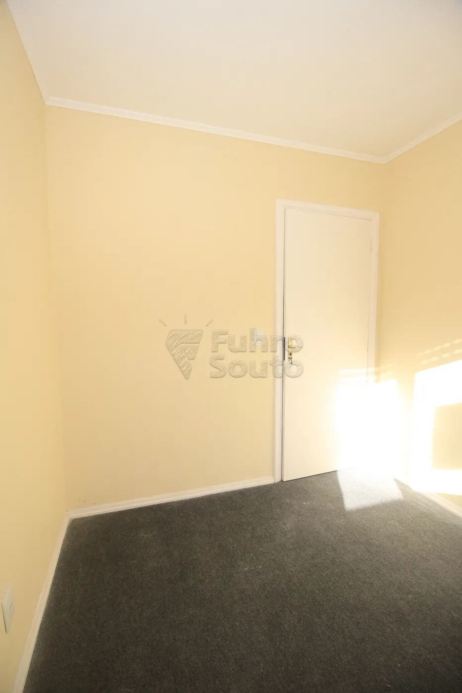 Alugar Apartamento / Padrão em Pelotas R$ 600,00 - Foto 11